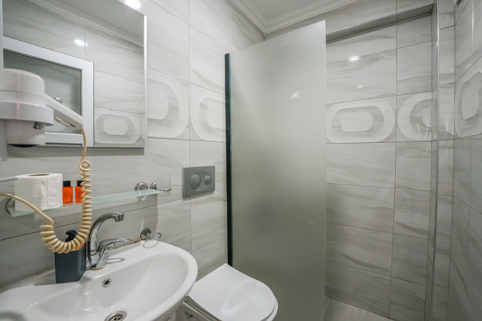 Mut Apart Otel - banyolar